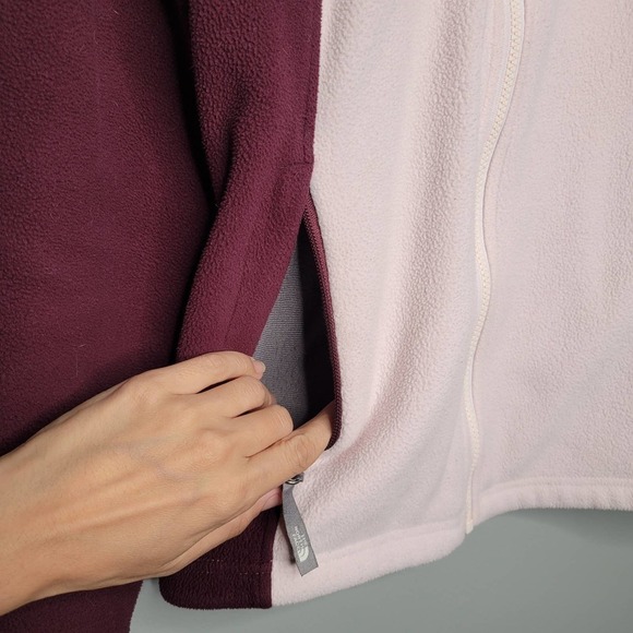 The North Face fleece jacket women's size M pink purple long sleeve zip up‎ - Picture 6 of 12